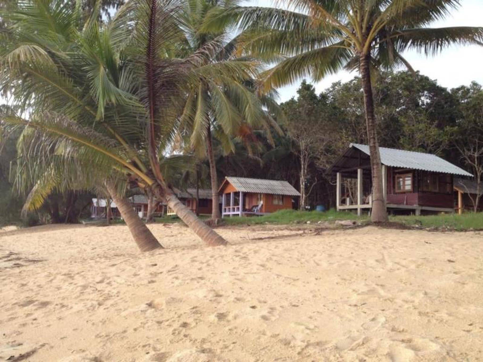 Cashew Resort
