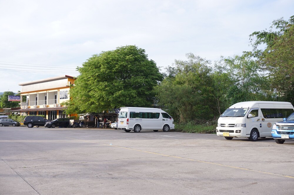 Lukjapong Home