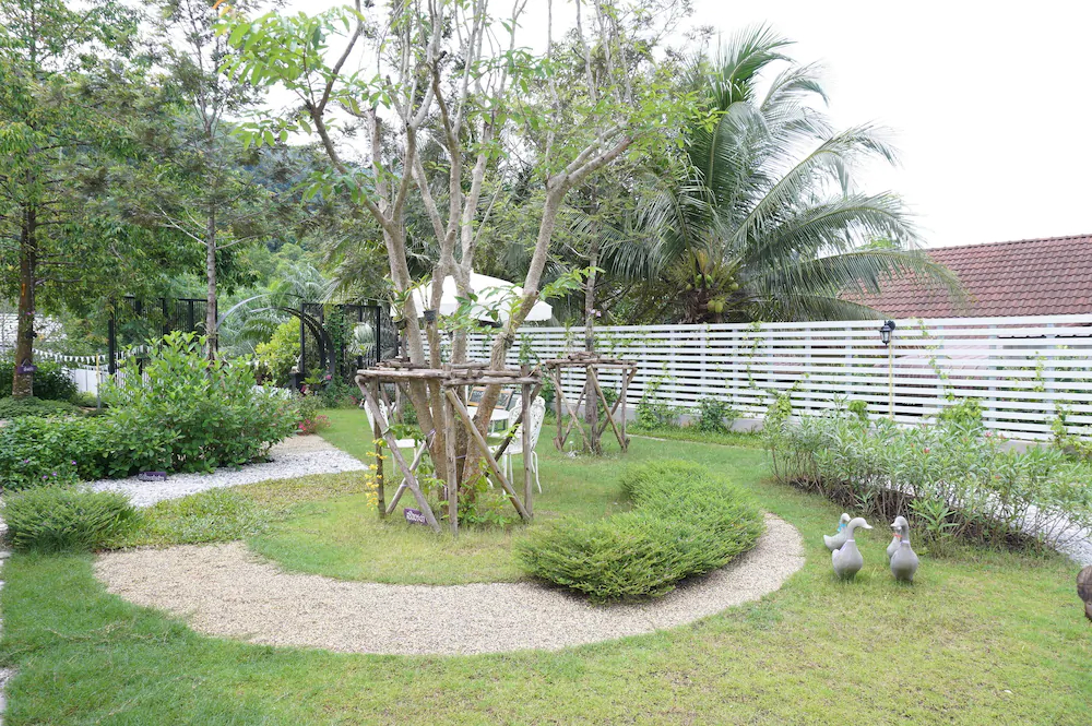 The White Village Ranong Resort