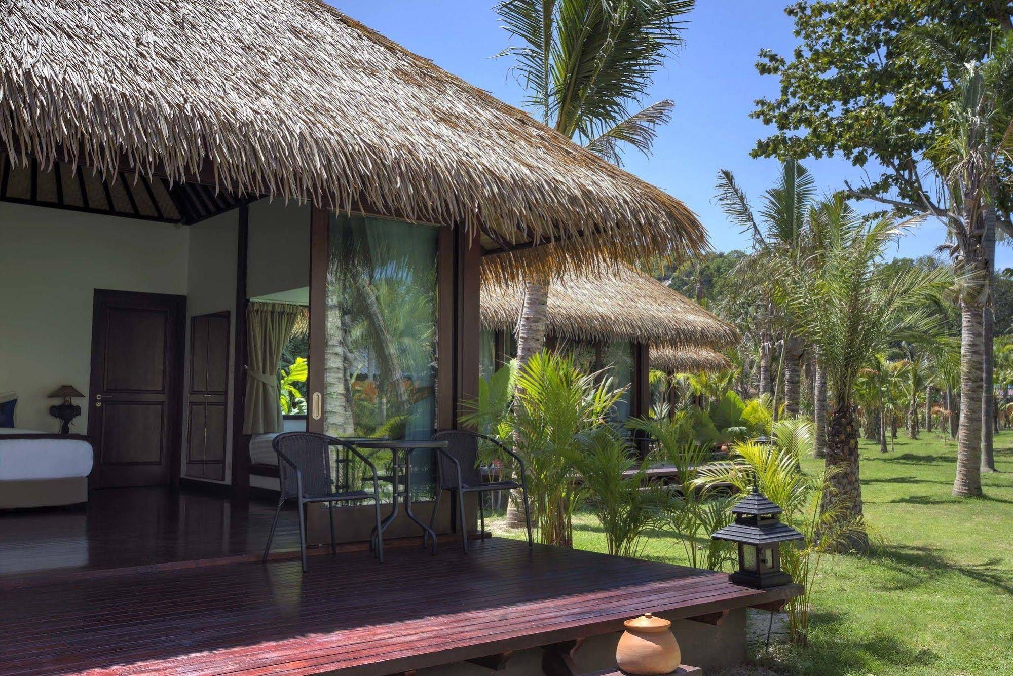 Mali Resort Sunrise Beach