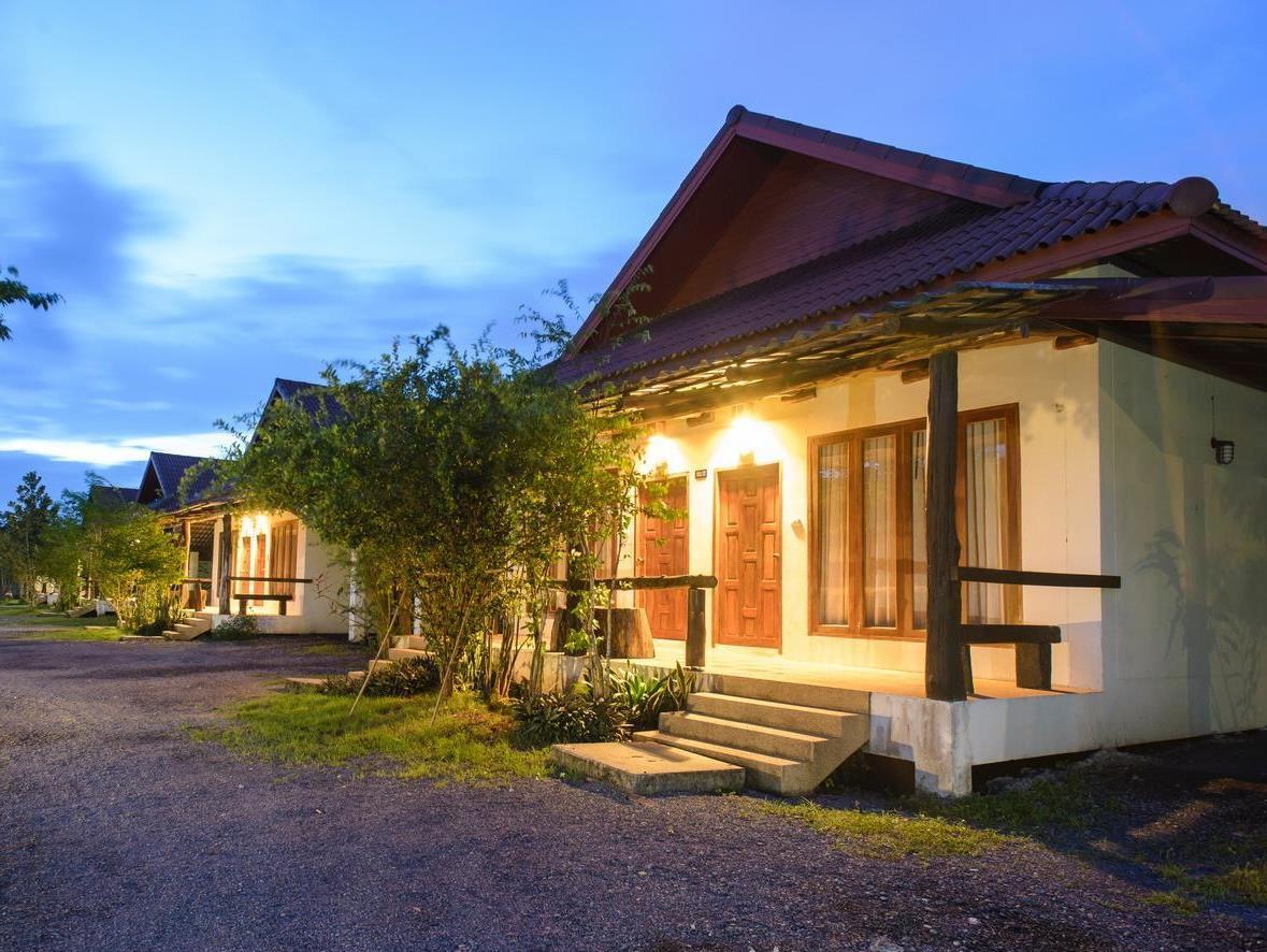 Bangyai Buri Resort
