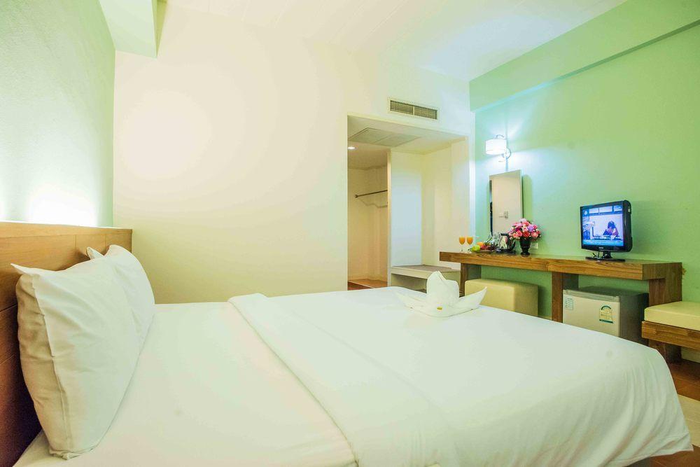 Bunjongburi Hotel