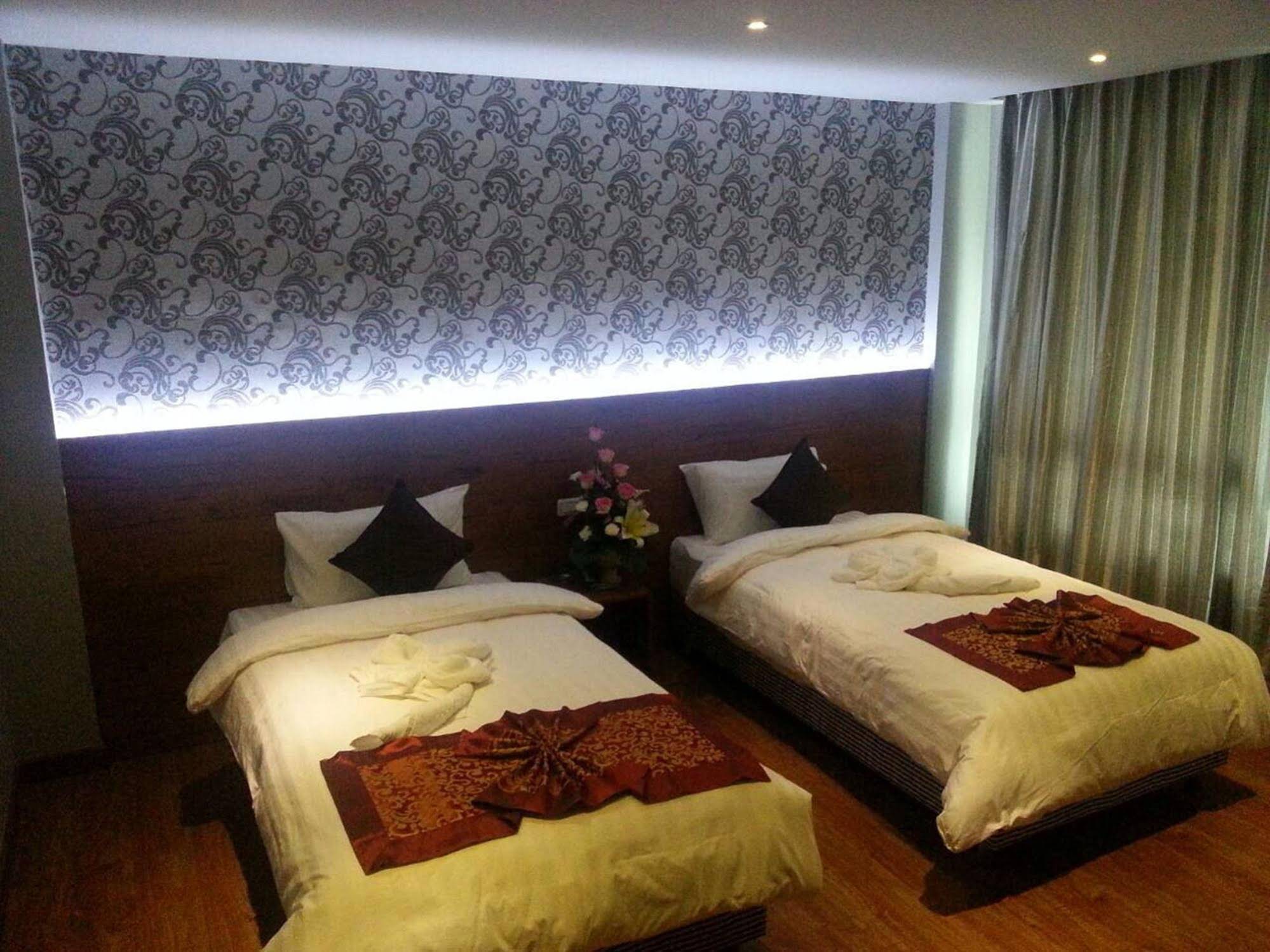 CBD Hotel Suratthani