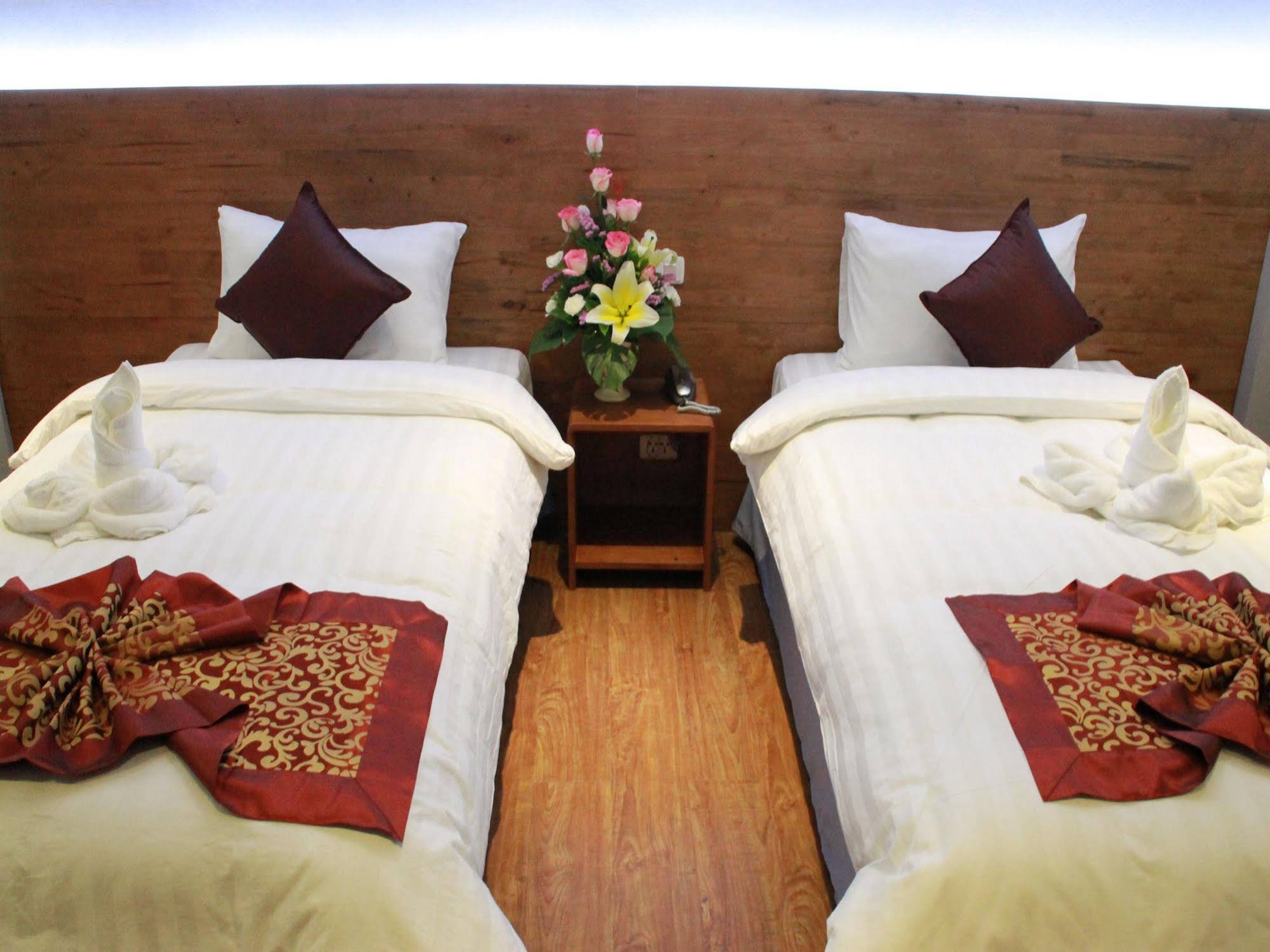 CBD Hotel Suratthani