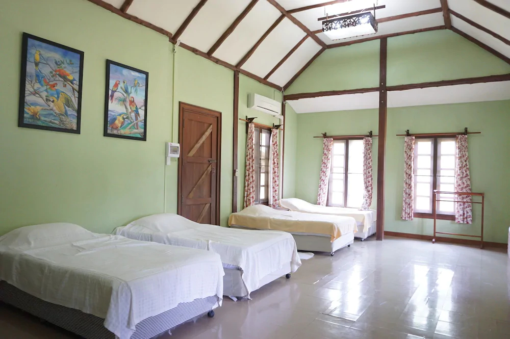 Donsak Orchid Resort