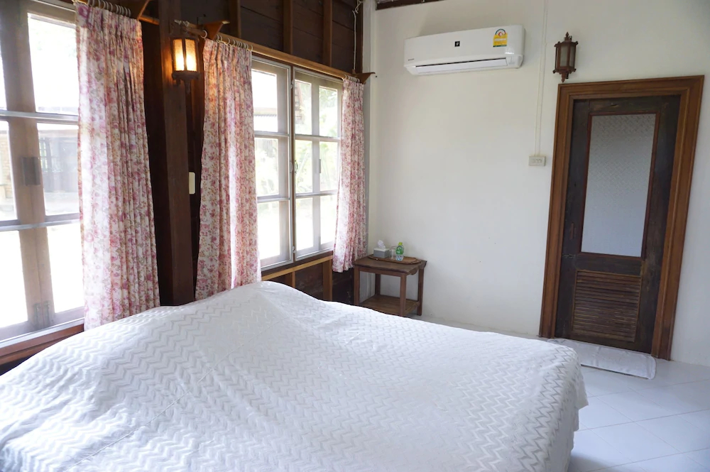 Donsak Orchid Resort