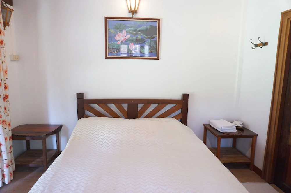 Donsak Orchid Resort