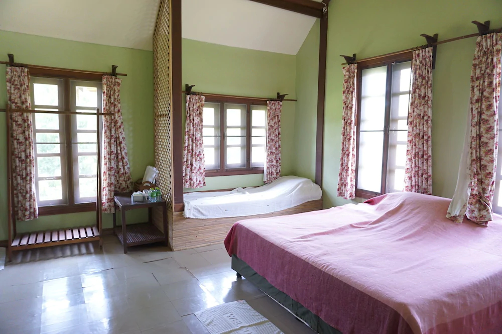 Donsak Orchid Resort
