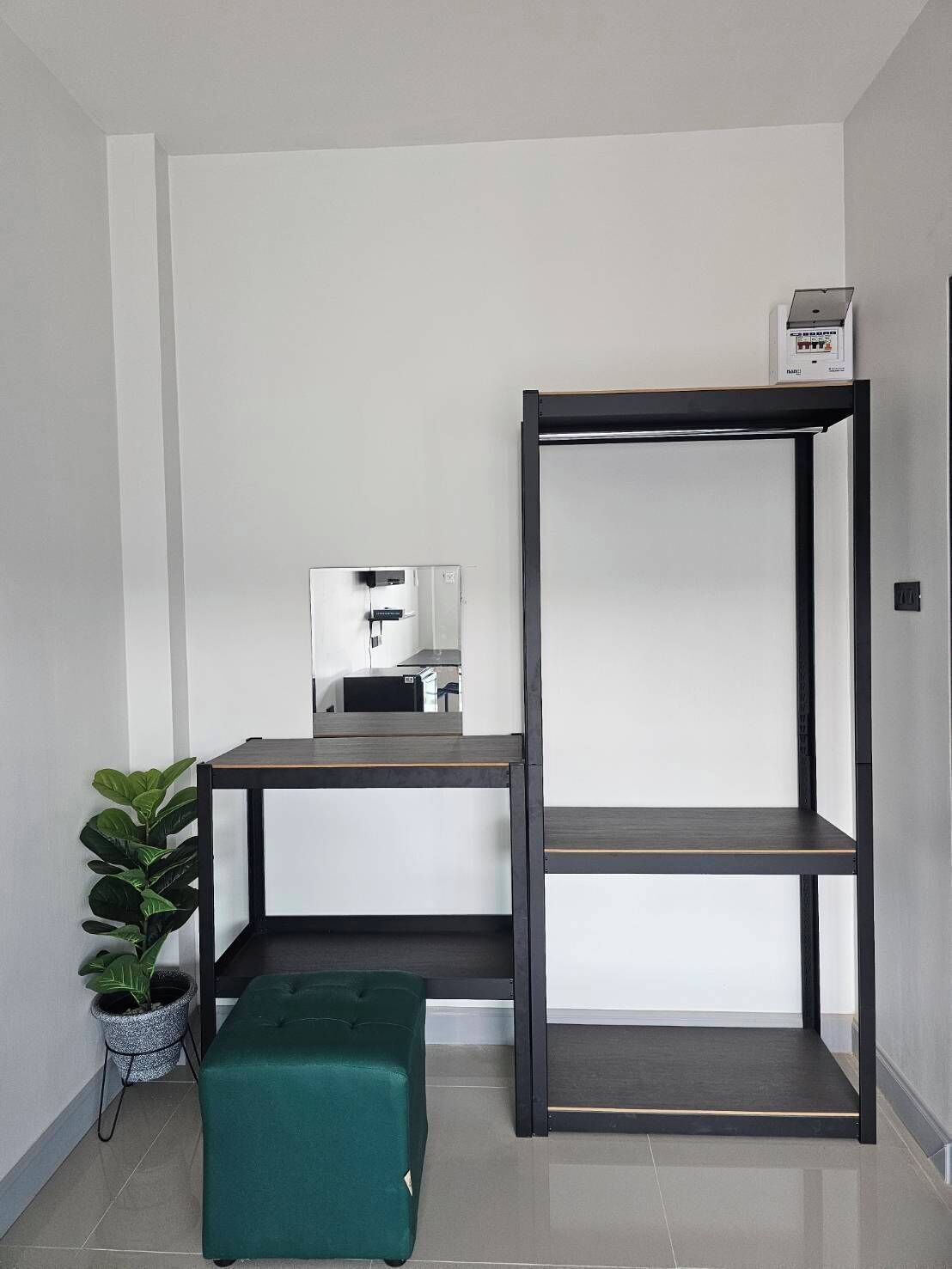 Hillside Premium Hotel