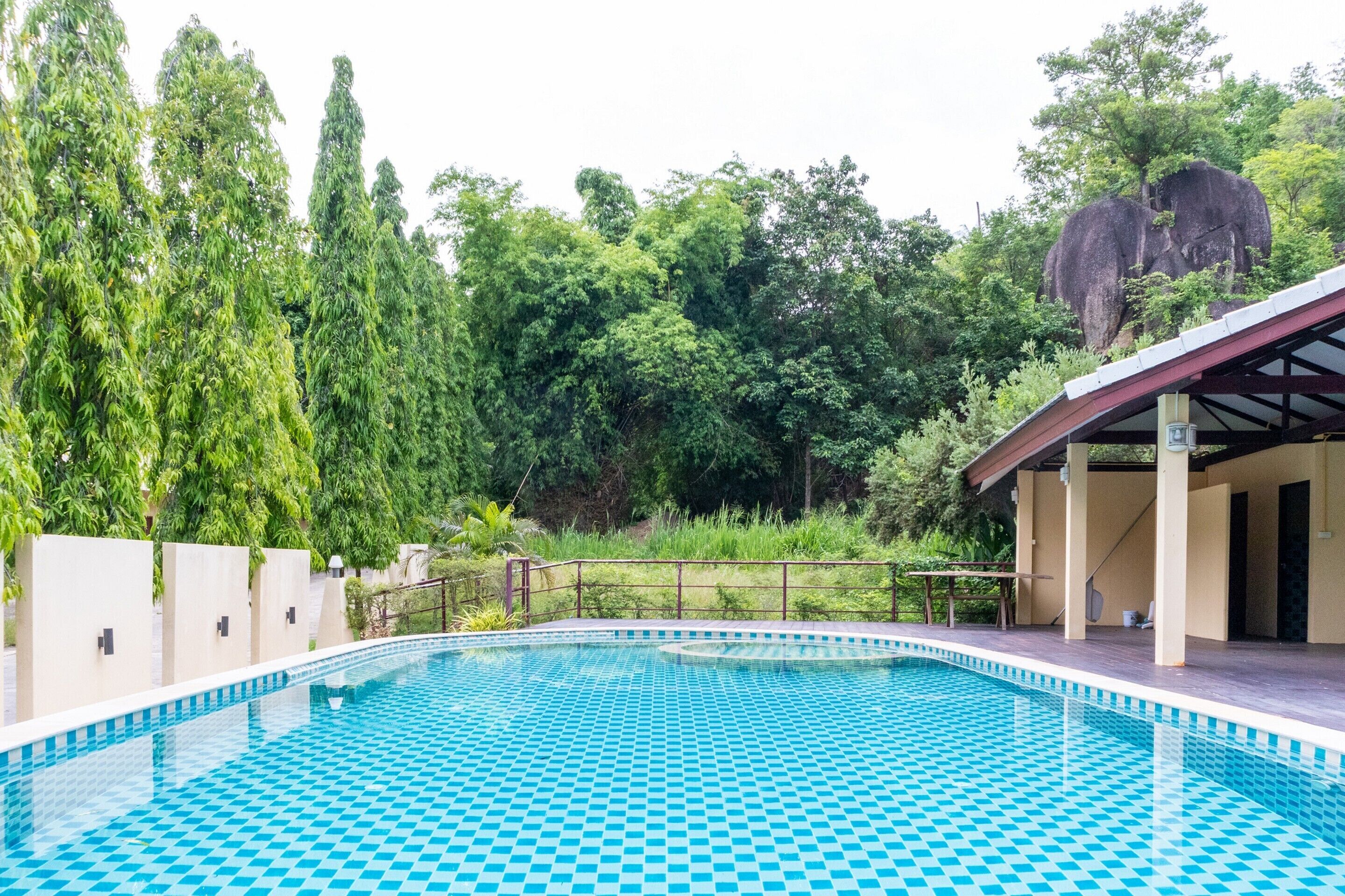 Oyo 929 100 Boutique Hotel