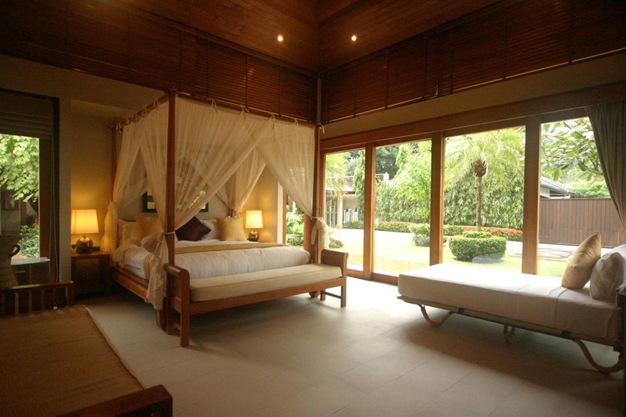 Samara Luxury Beachfront Villa