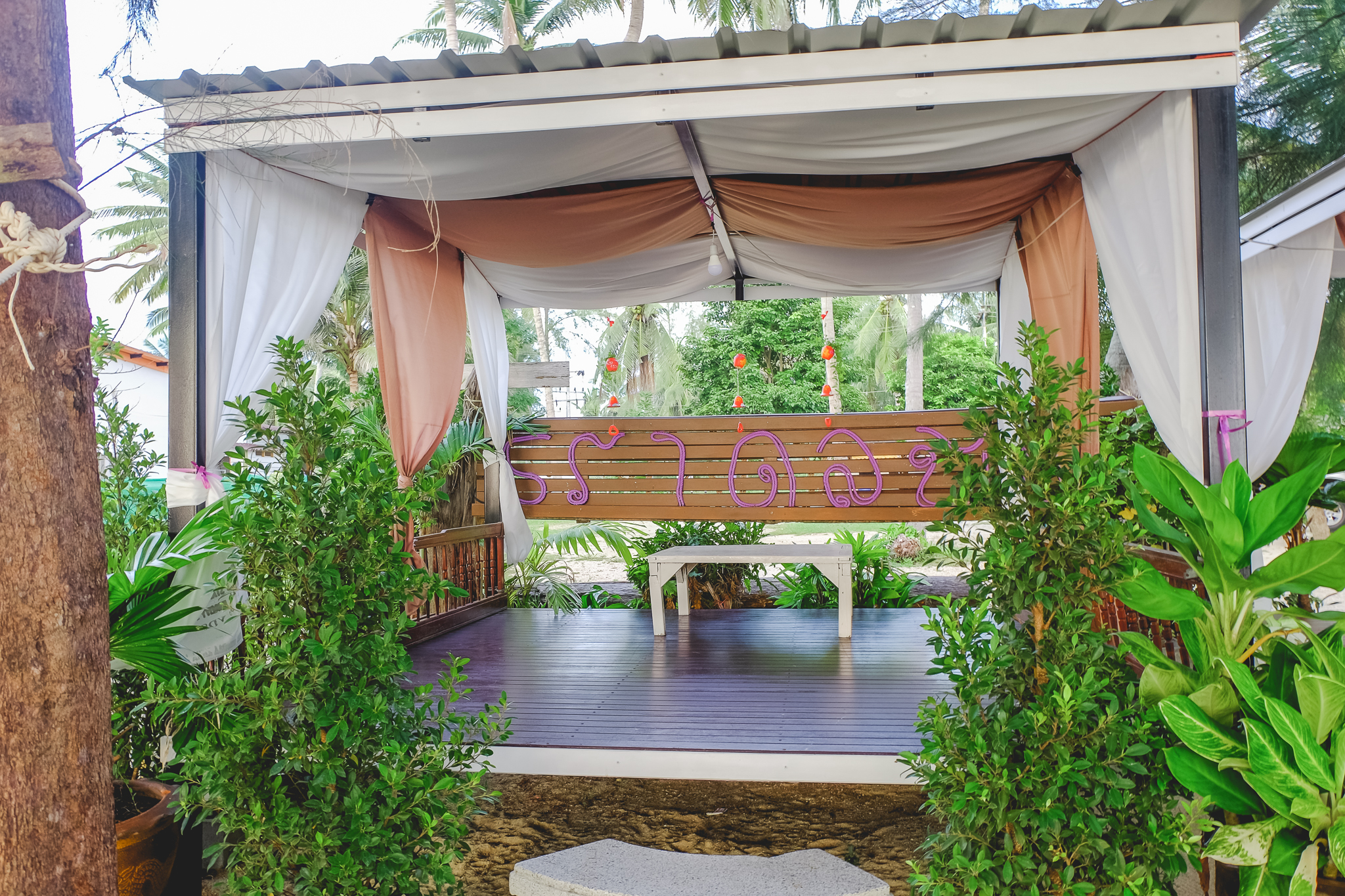 Tharadol Beach Resort