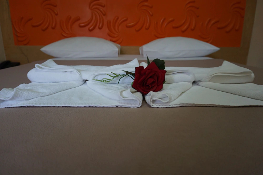 The Loom Resort Thung Song