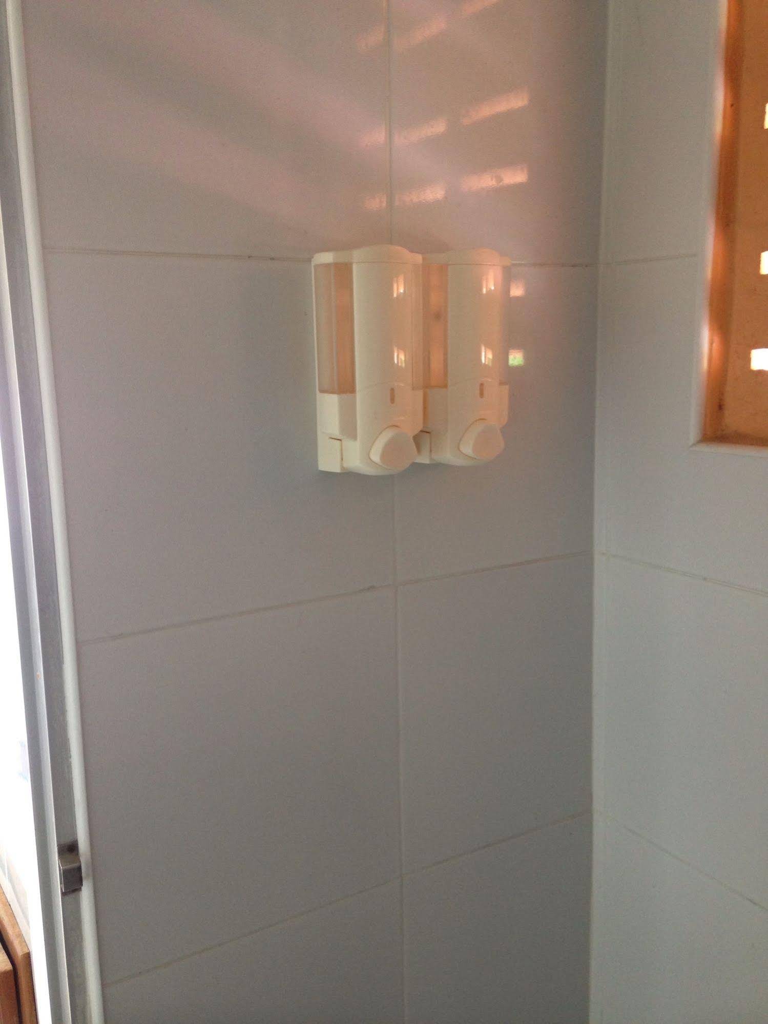 Malin House Apartment 1 Trang