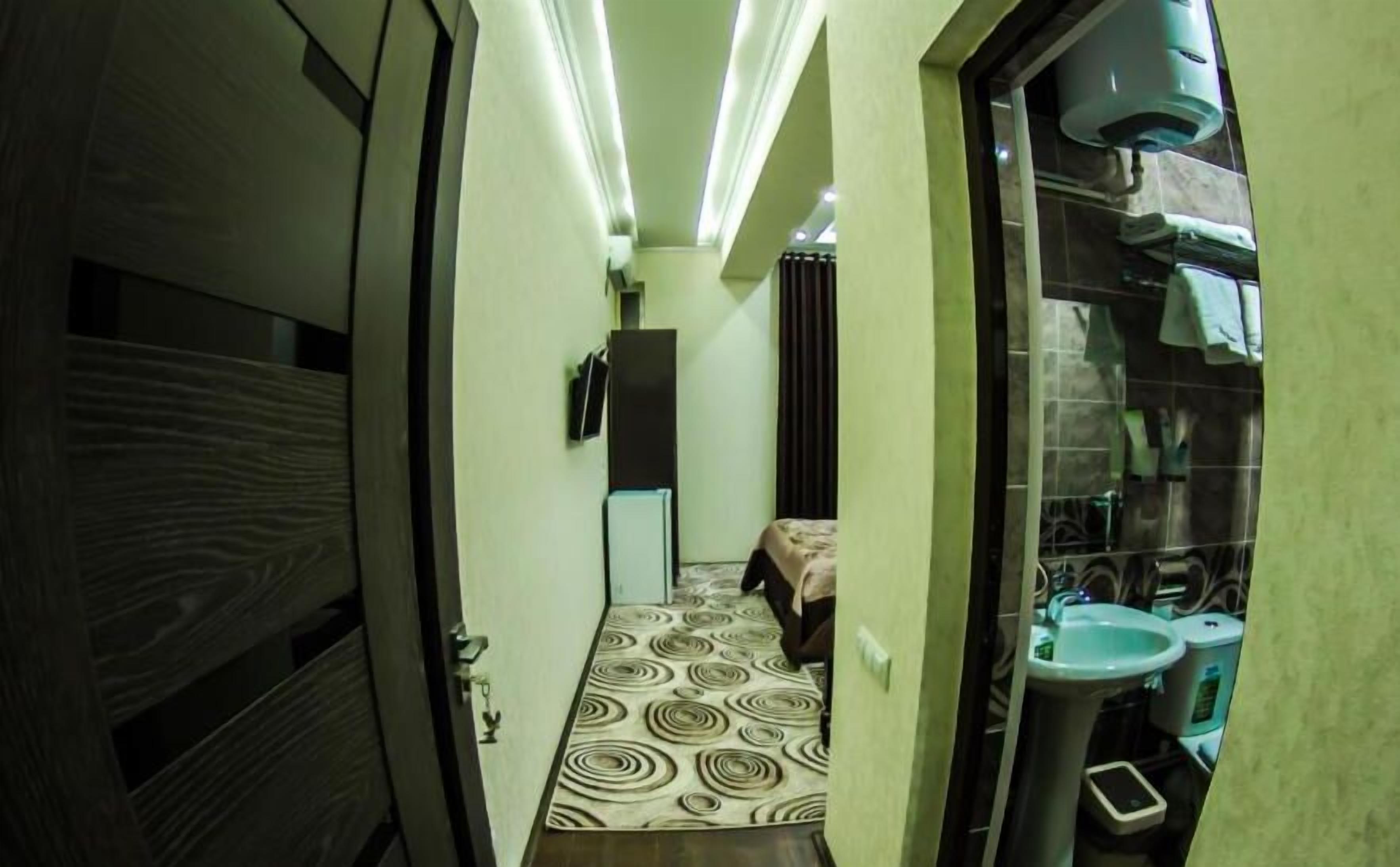 Hotel Buston