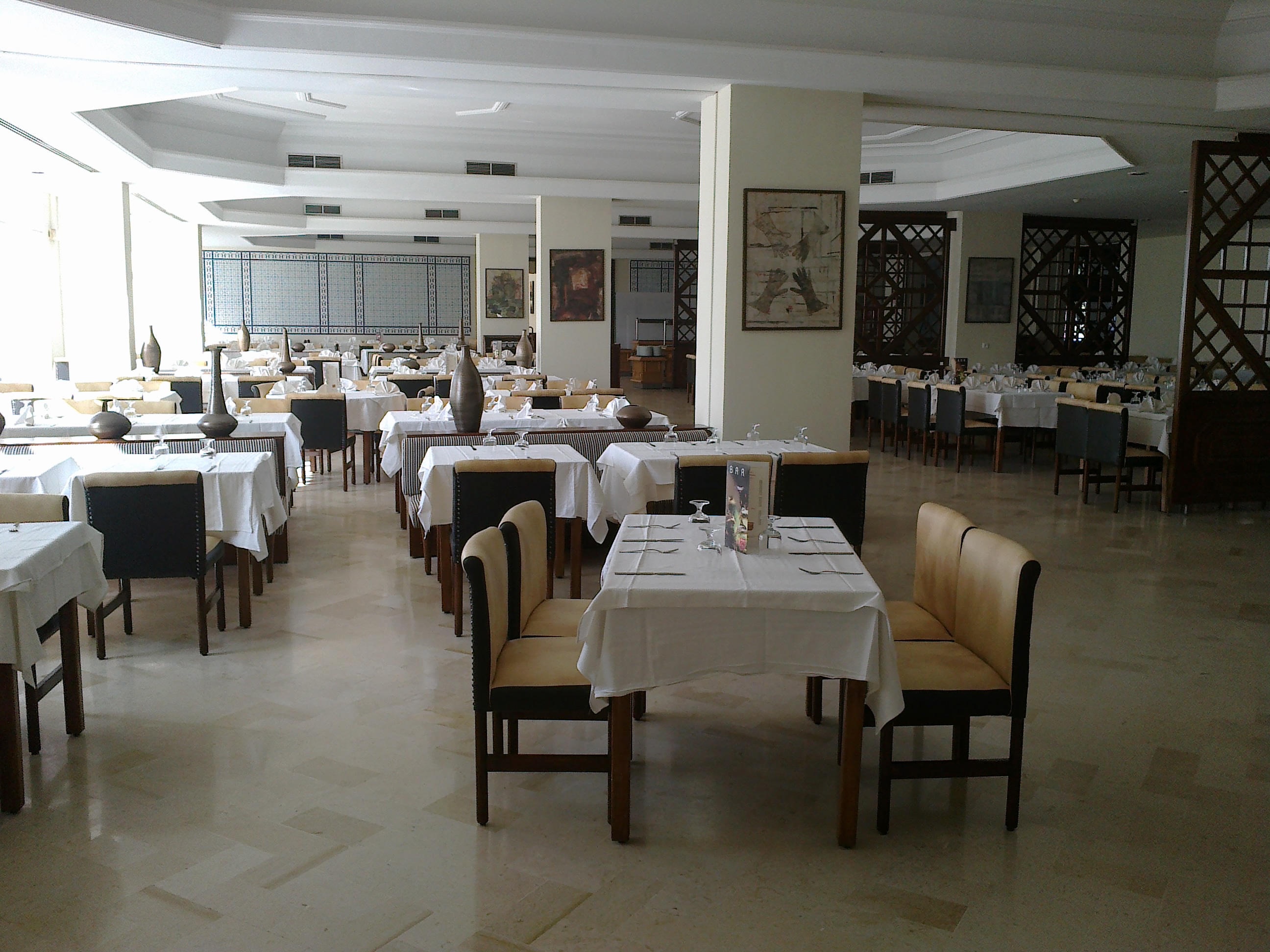 Yadis Hammamet