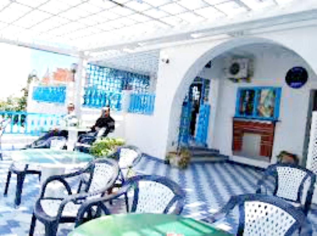 Corniche Palace