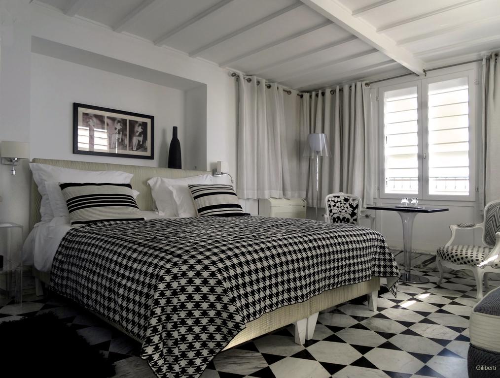 La Villa Bleue
