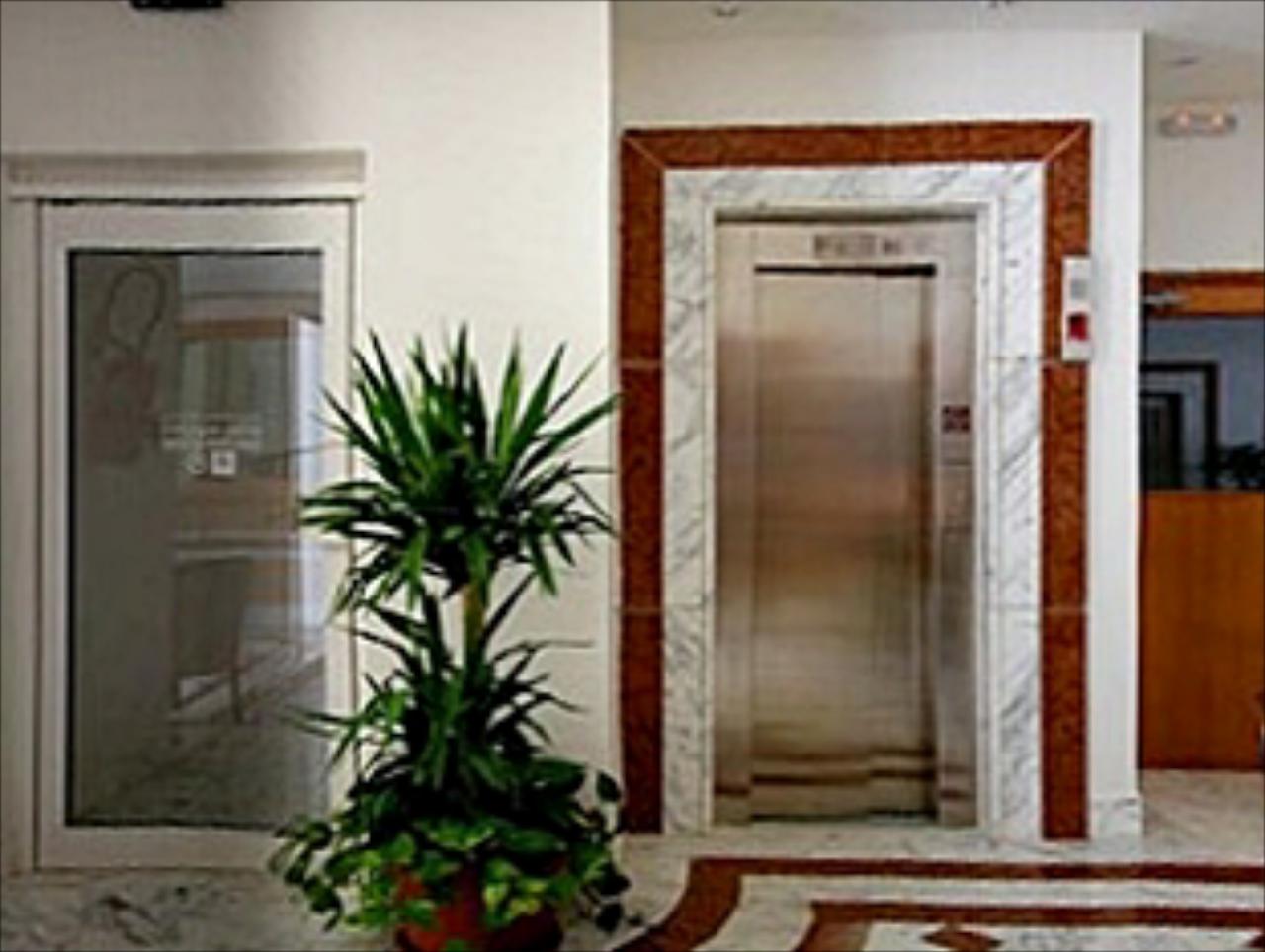 Ariha Hotel