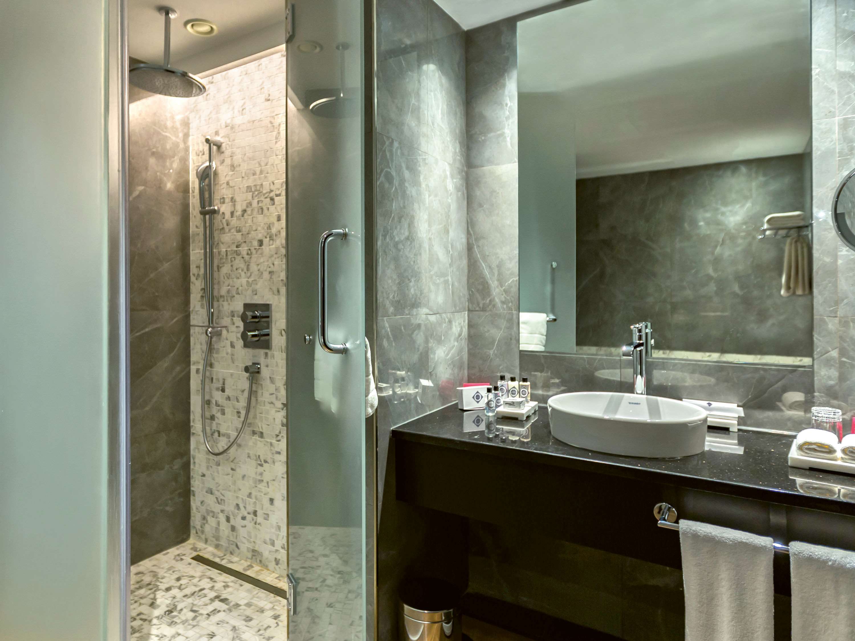 Mövenpick Hotel du Lac Tunis