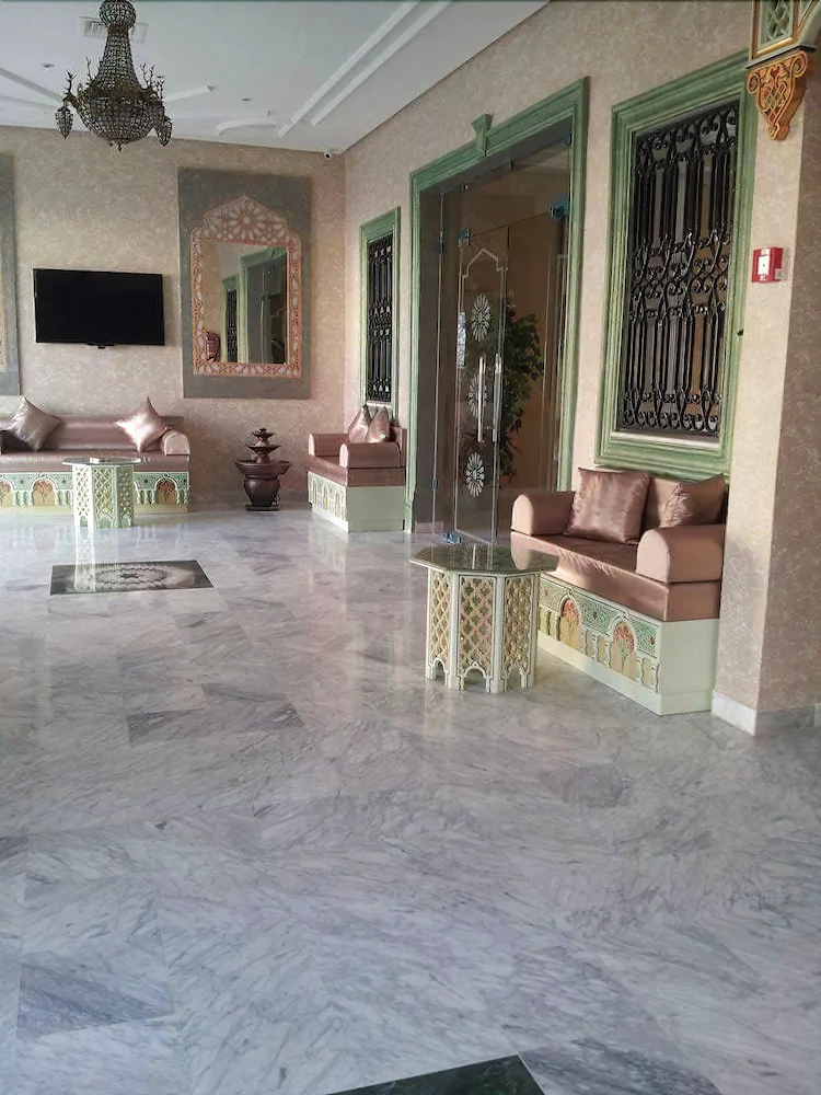 Saheb Ettabaa Hotel