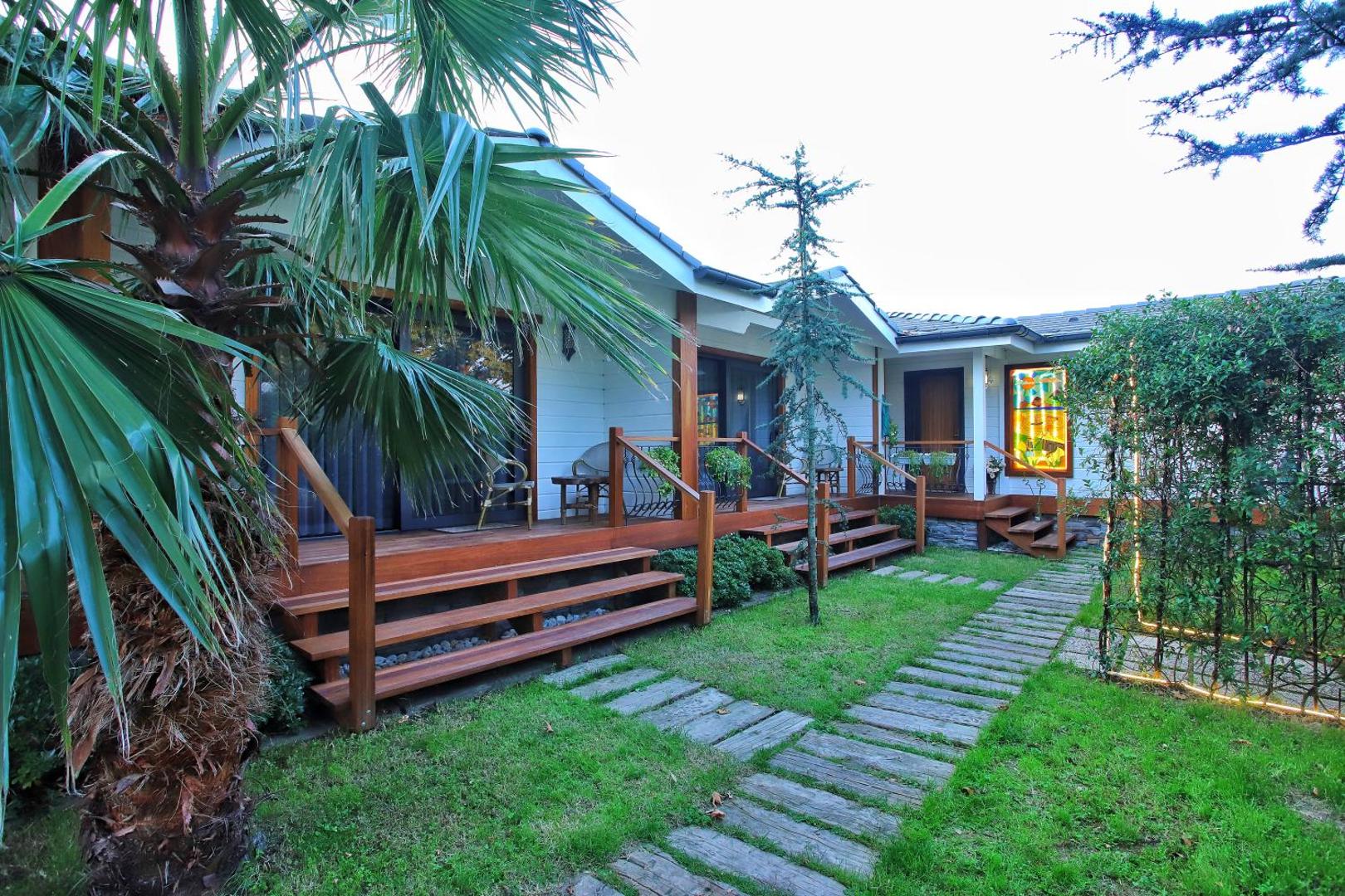 SASA SAPANCA Hotel & Restaurant