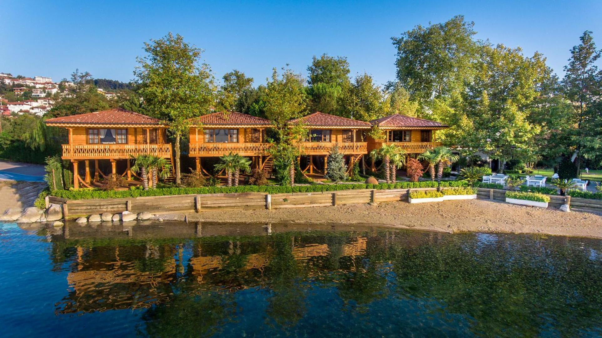 SASA SAPANCA Hotel & Restaurant