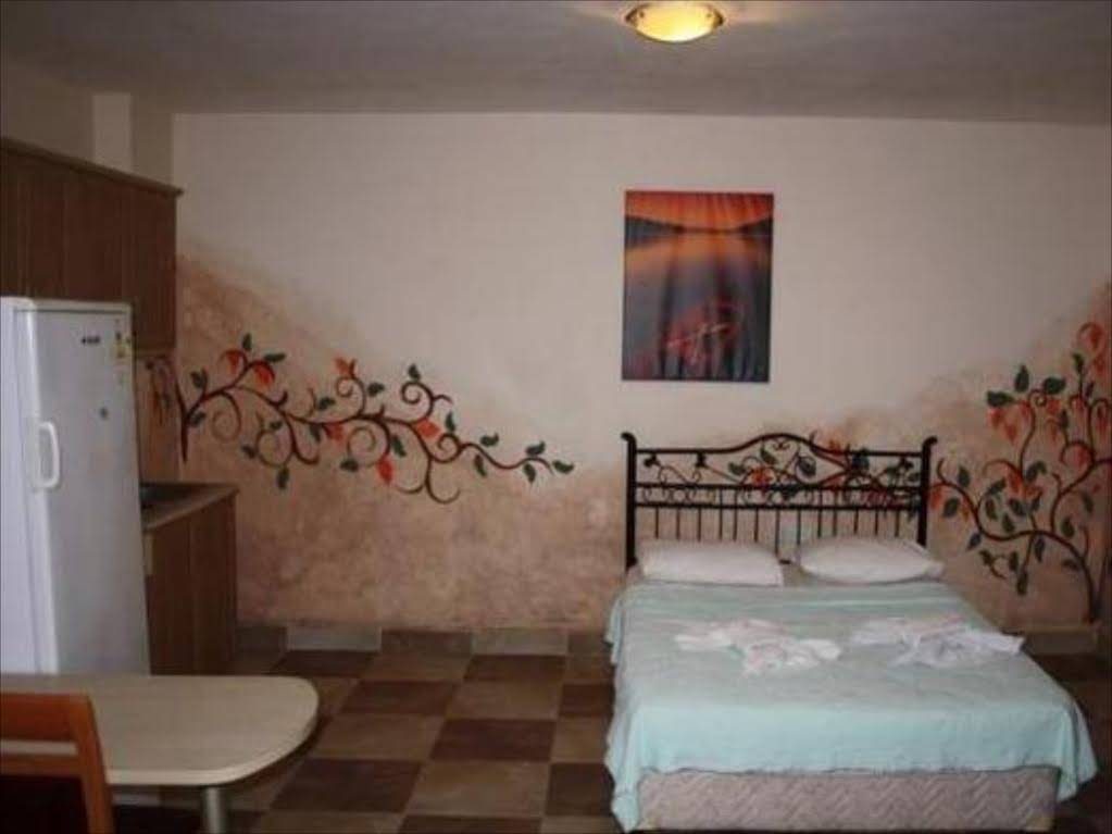 Yasmin Motel