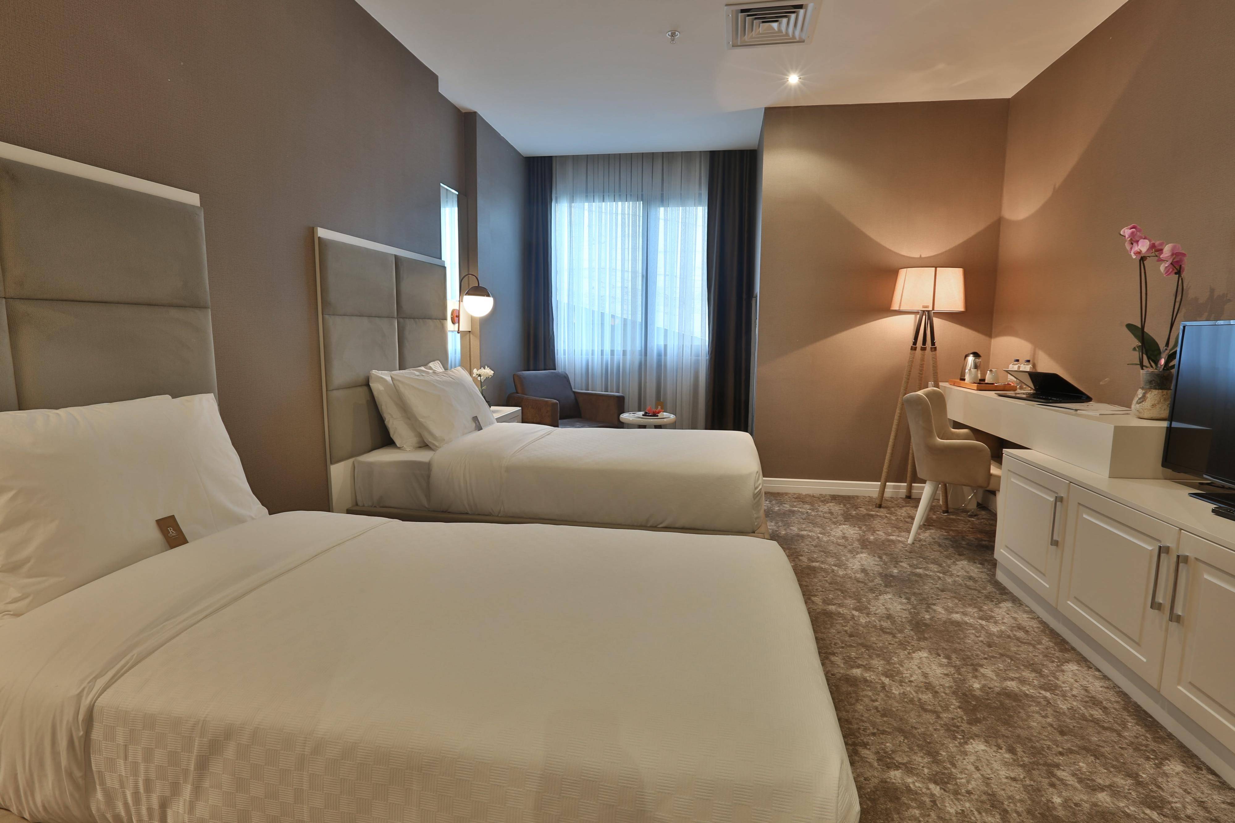 Royal Comfort Hotel