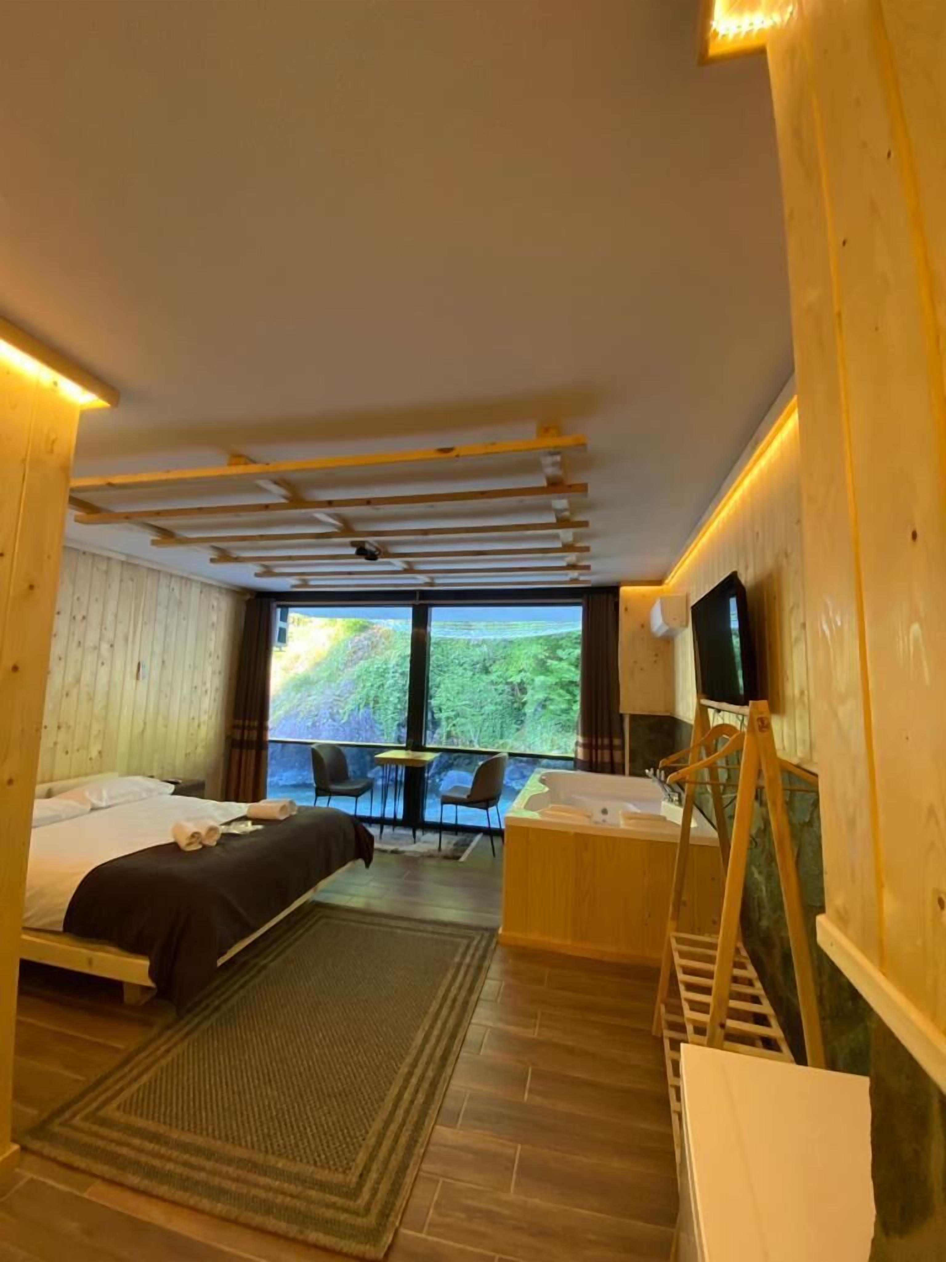 Dogal Suit Bungalov