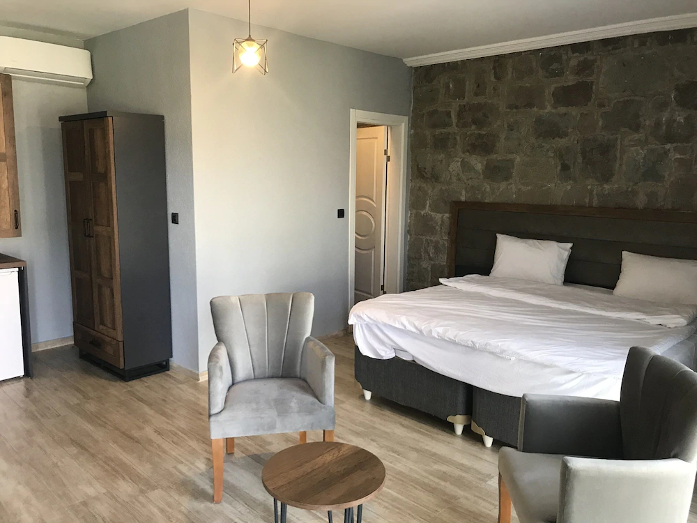 Royal Villa Hotel