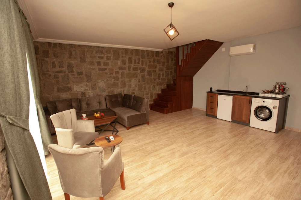 Royal Villa Hotel