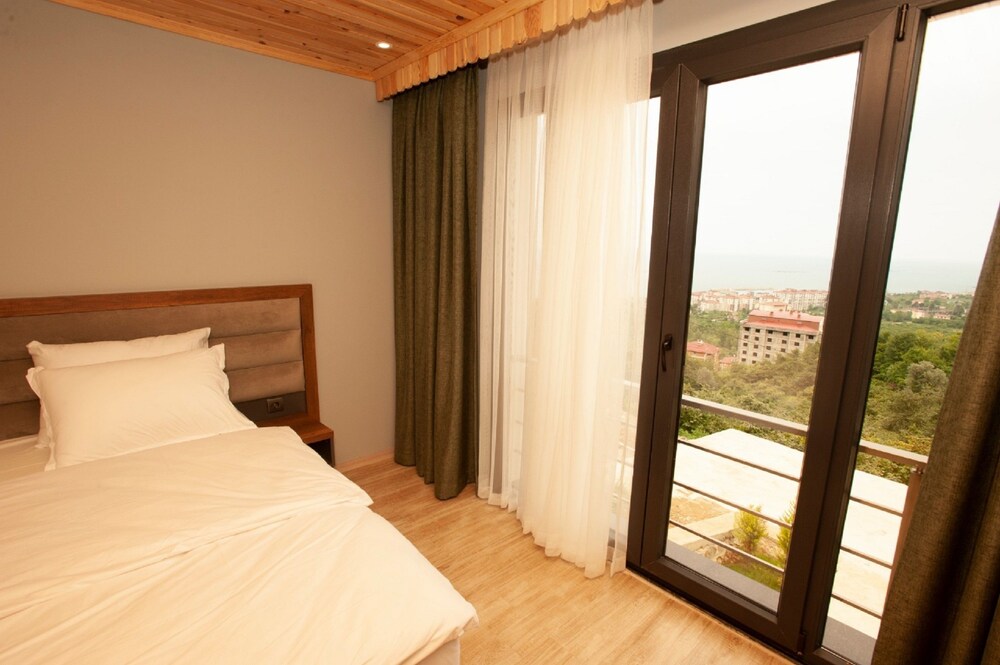 Royal Villa Hotel