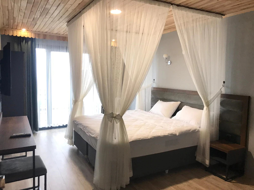 Royal Villa Hotel