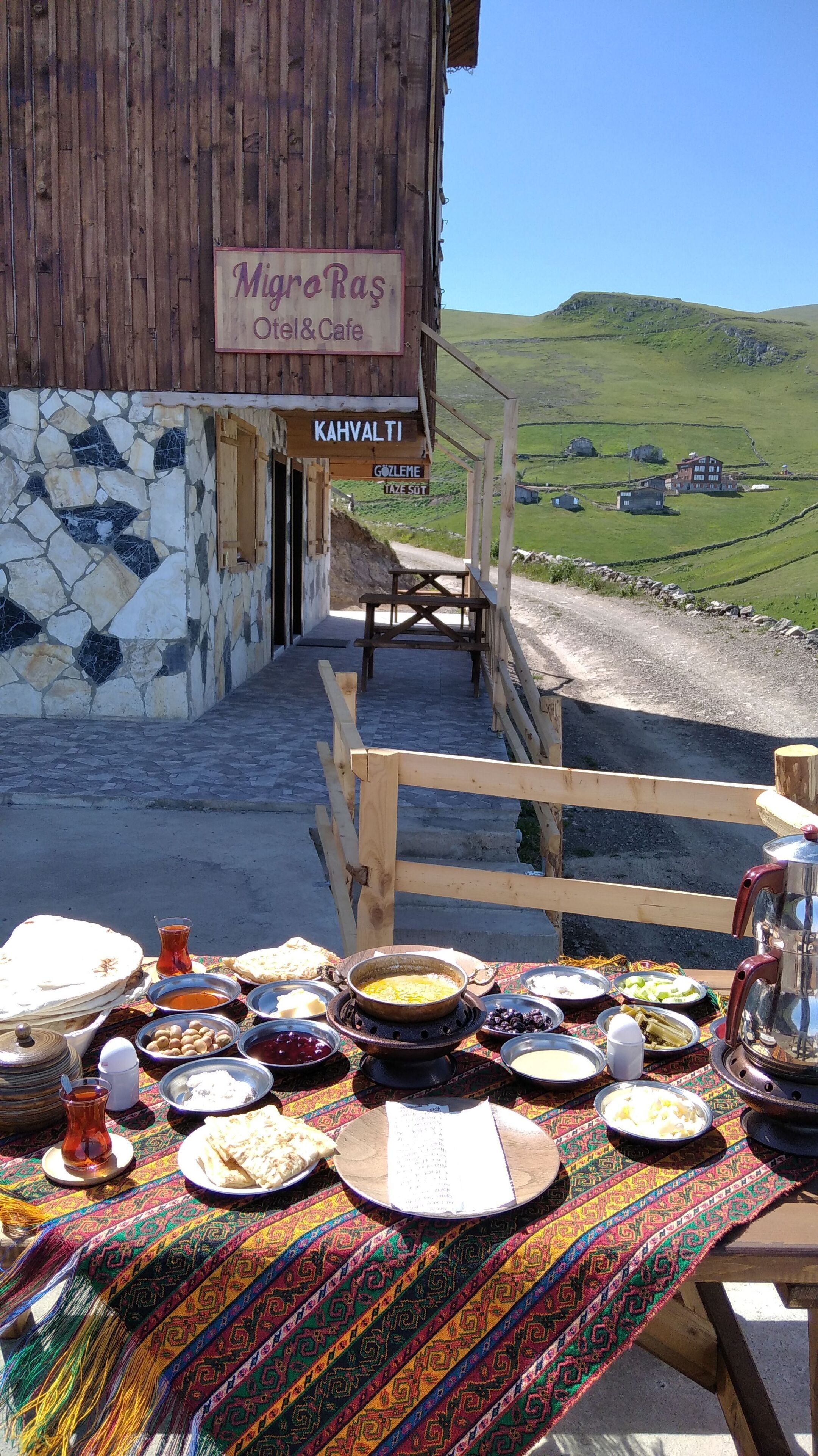 Migroras Otel & Restaurant - Karestel Yaylasi