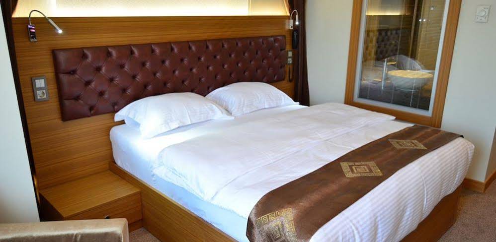Otel Düzce Sürur