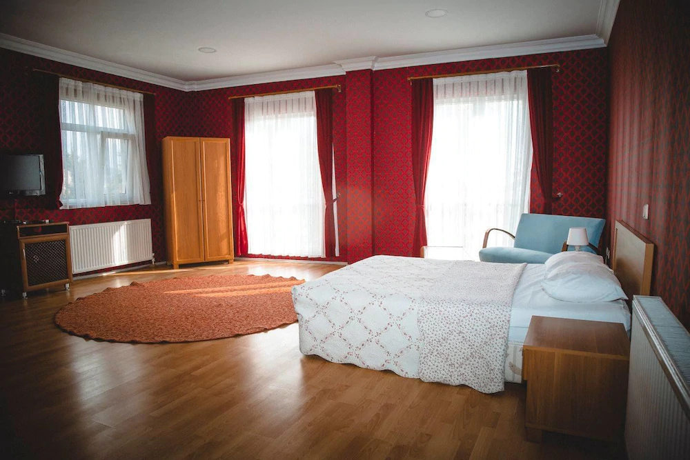 Azim Hotel