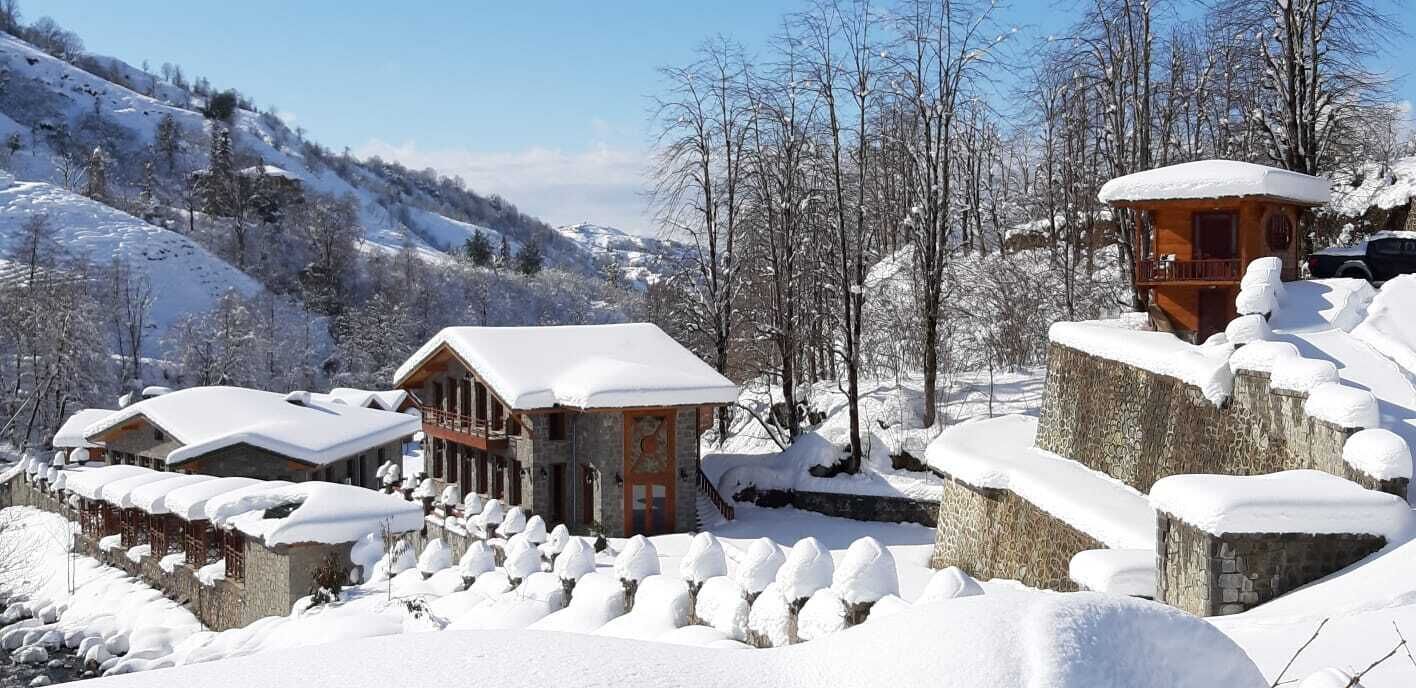 Teona Caglayan Bungalov