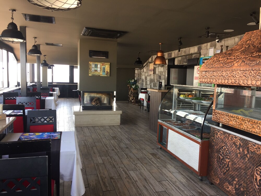 Rivada Otel
