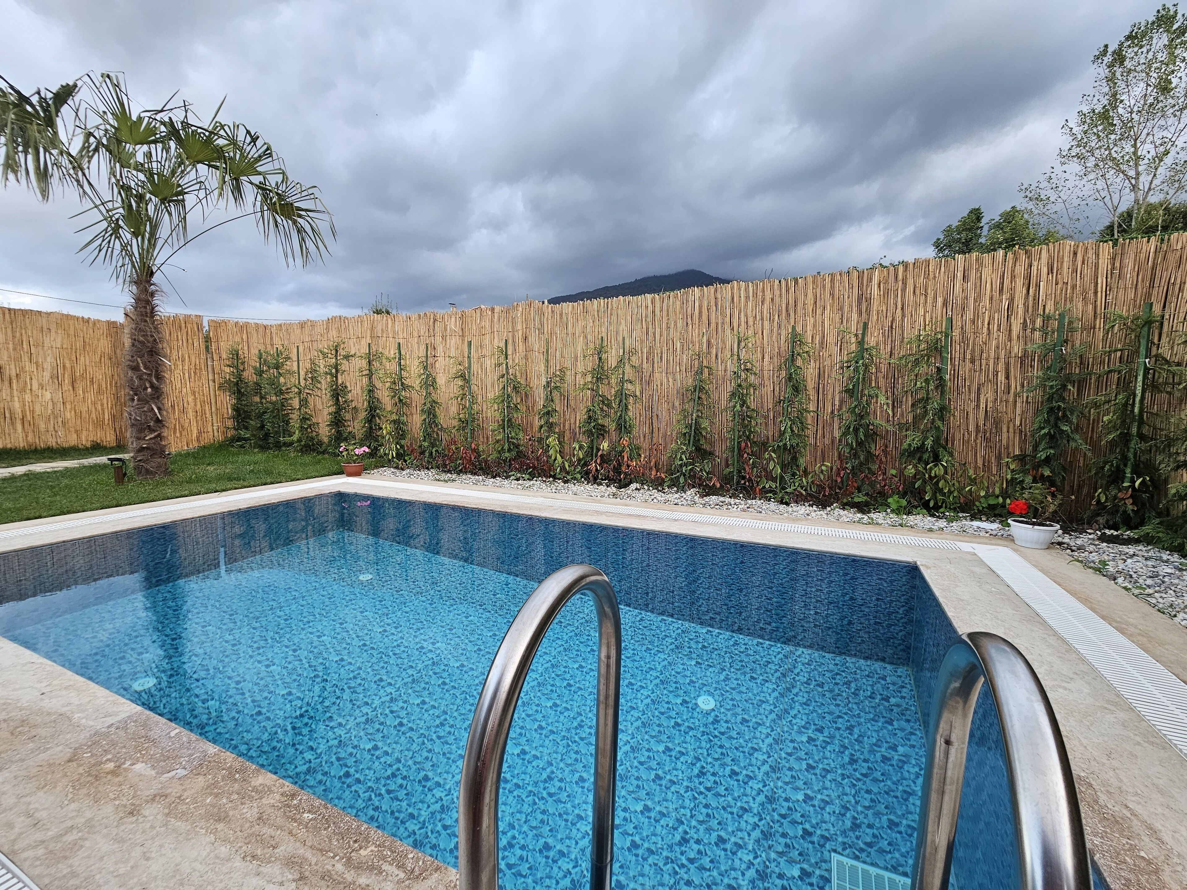 Teona Kartepe Bungalov