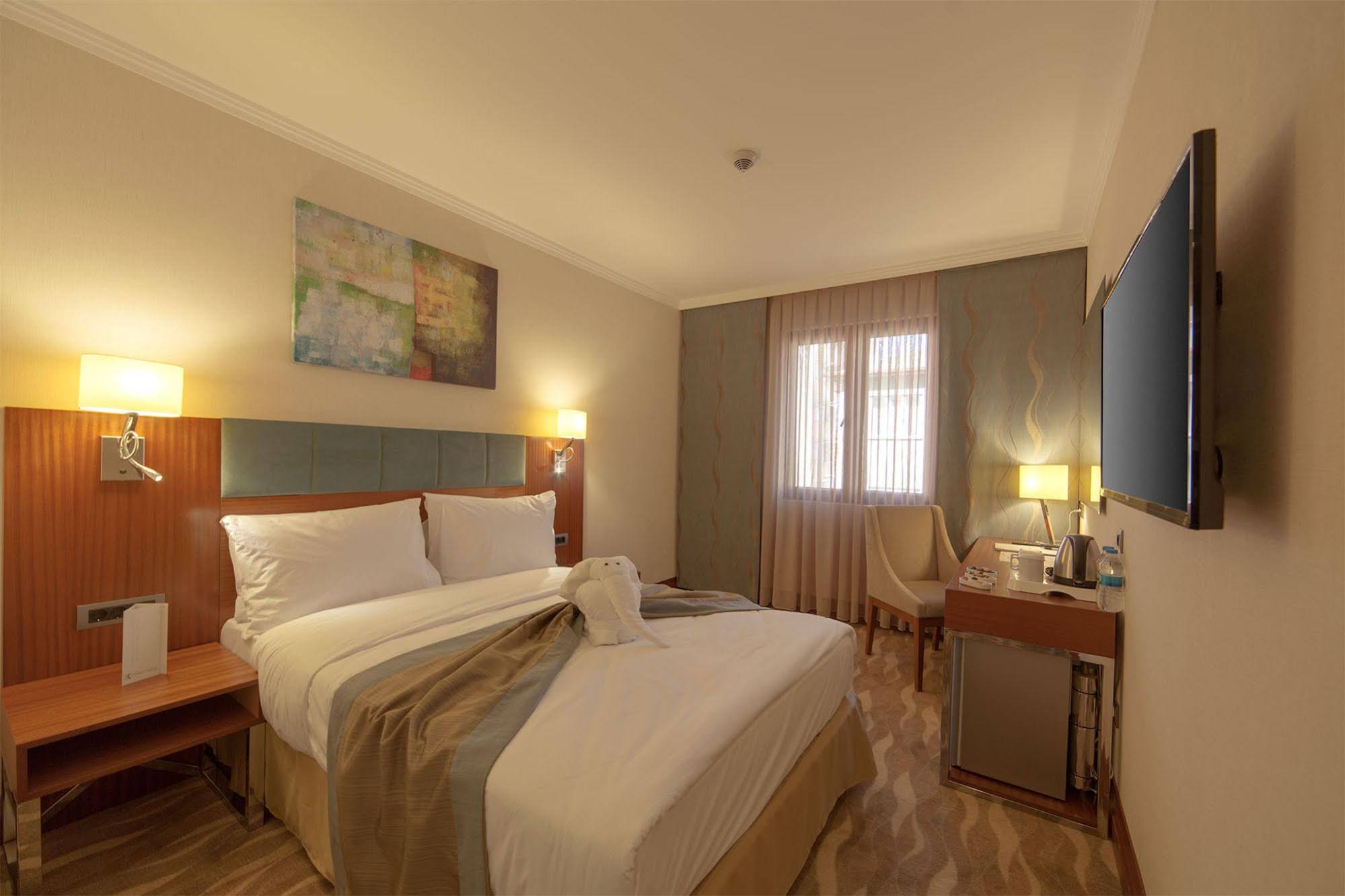 Lamec Hotel Business