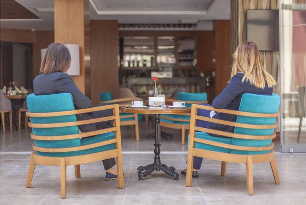 Lamec Hotel Business