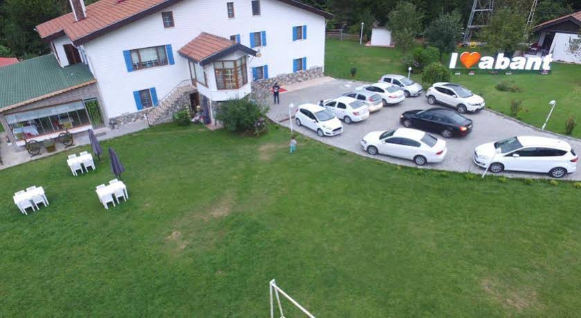 Abant Bahçeli Kösk