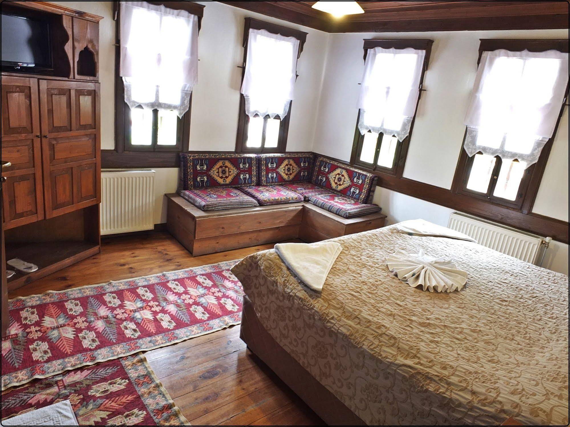 Cakiroglu Konak