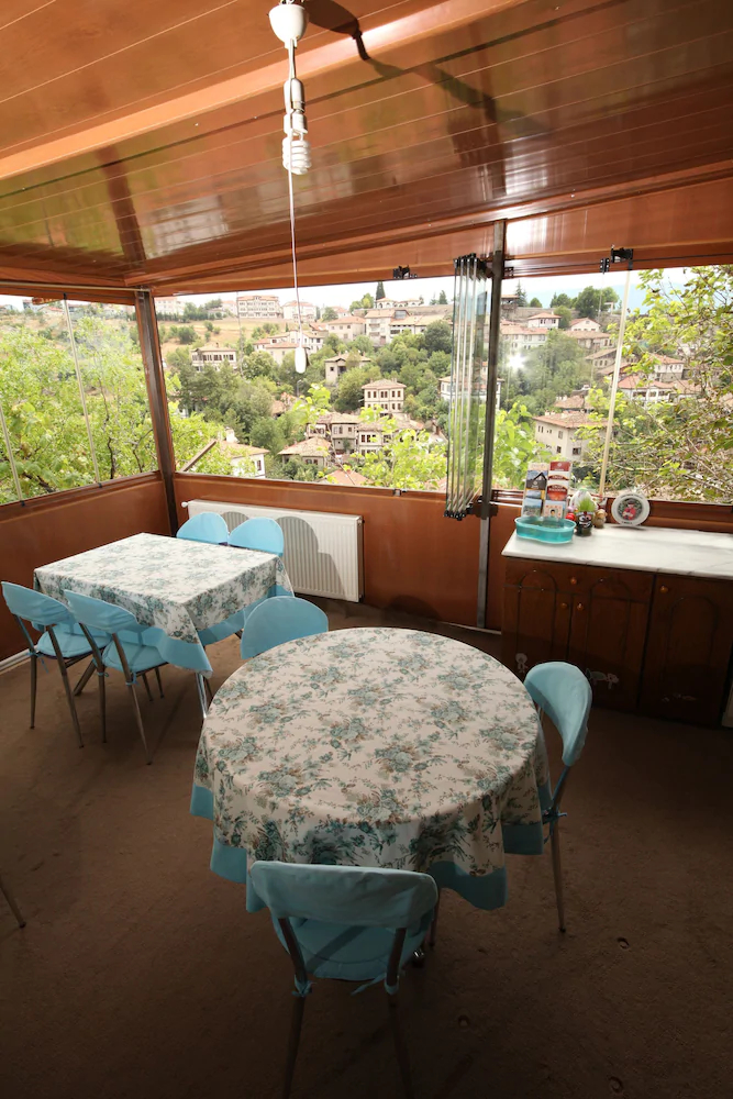 Efe Guest House