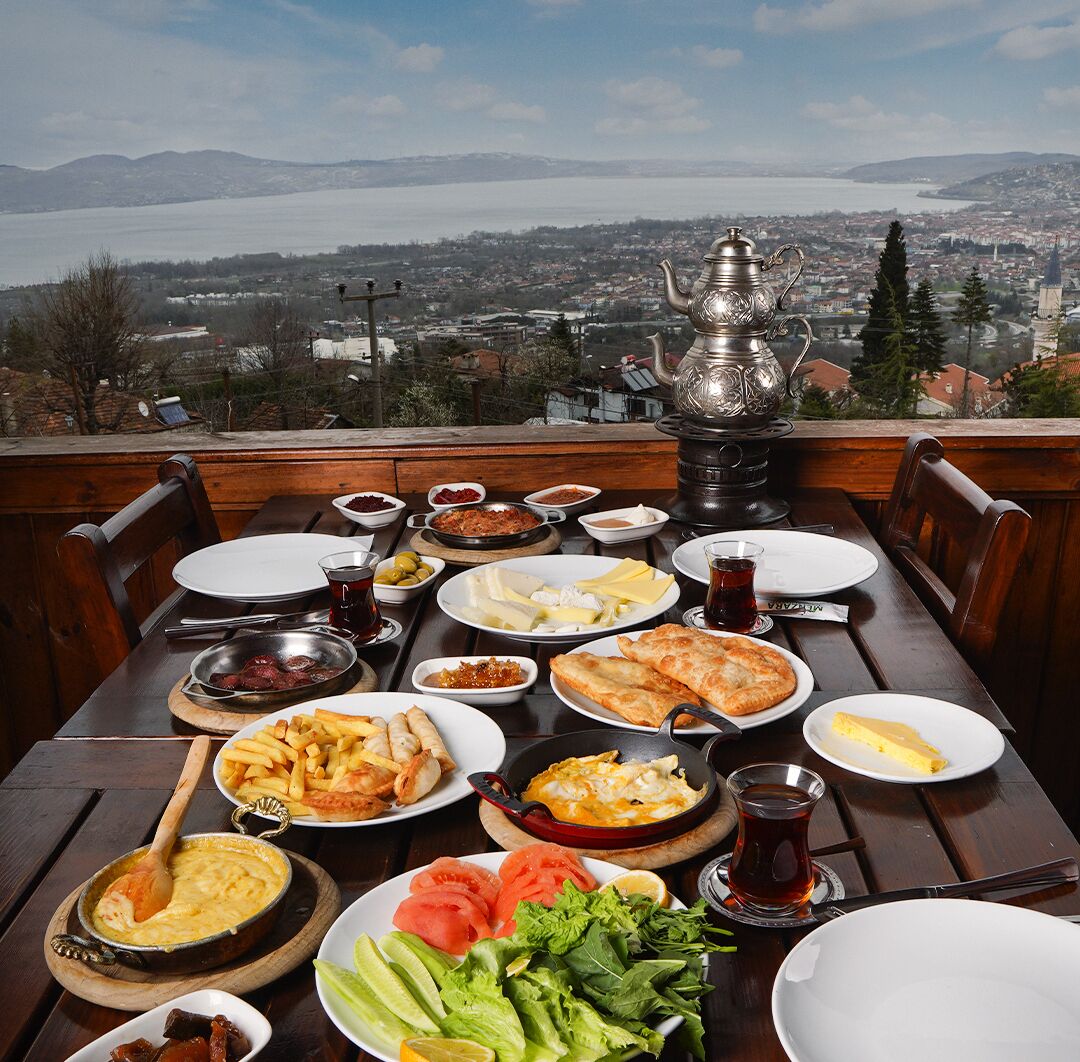 Menzara Hotel & Restaurant