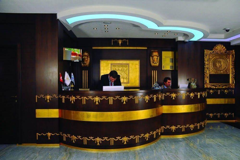 Grand De Luxe Amisos Hotel