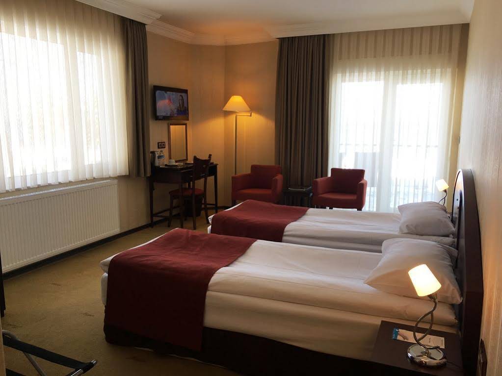 Marin Hotel