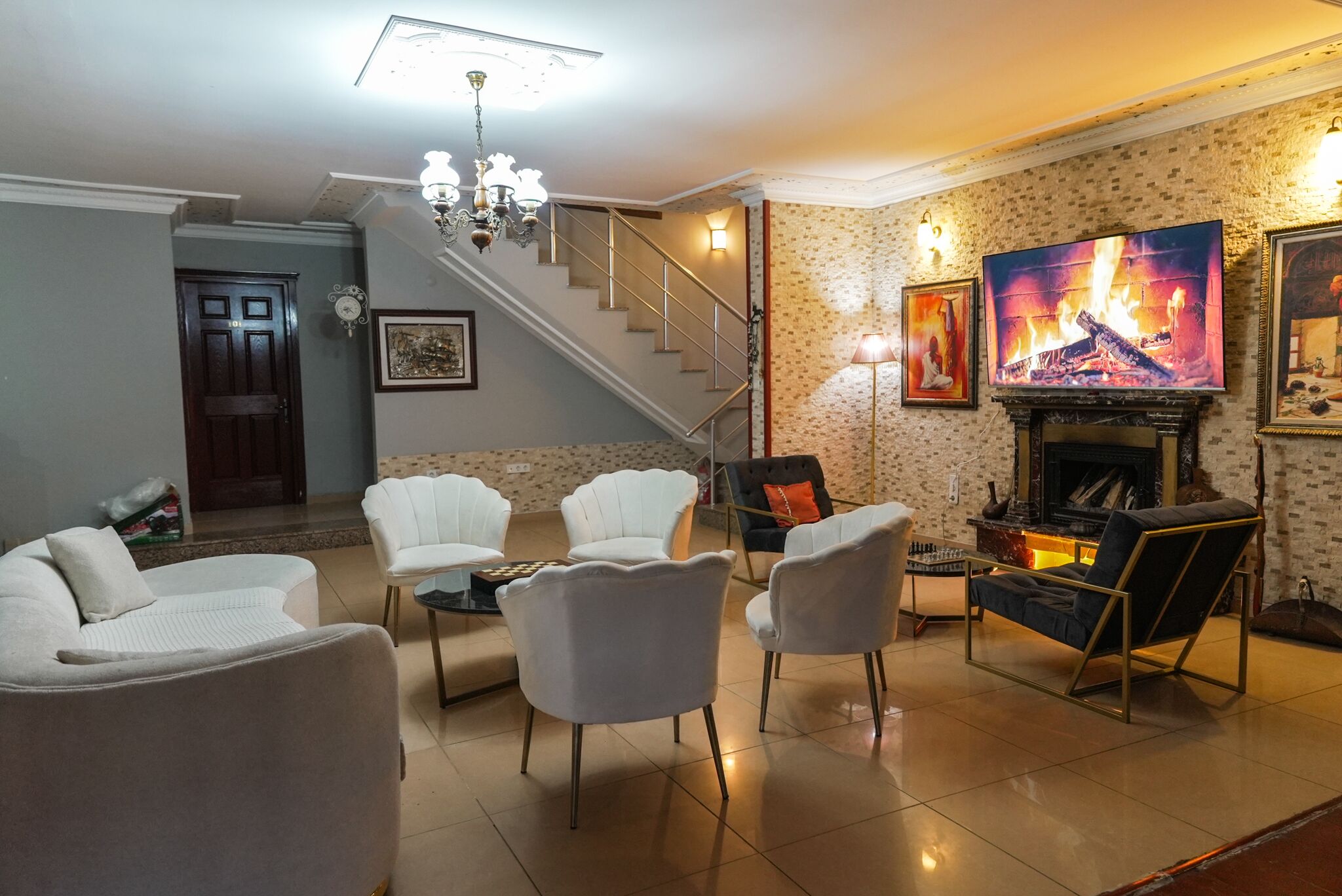 Butterfly Boutique Hotel Agva