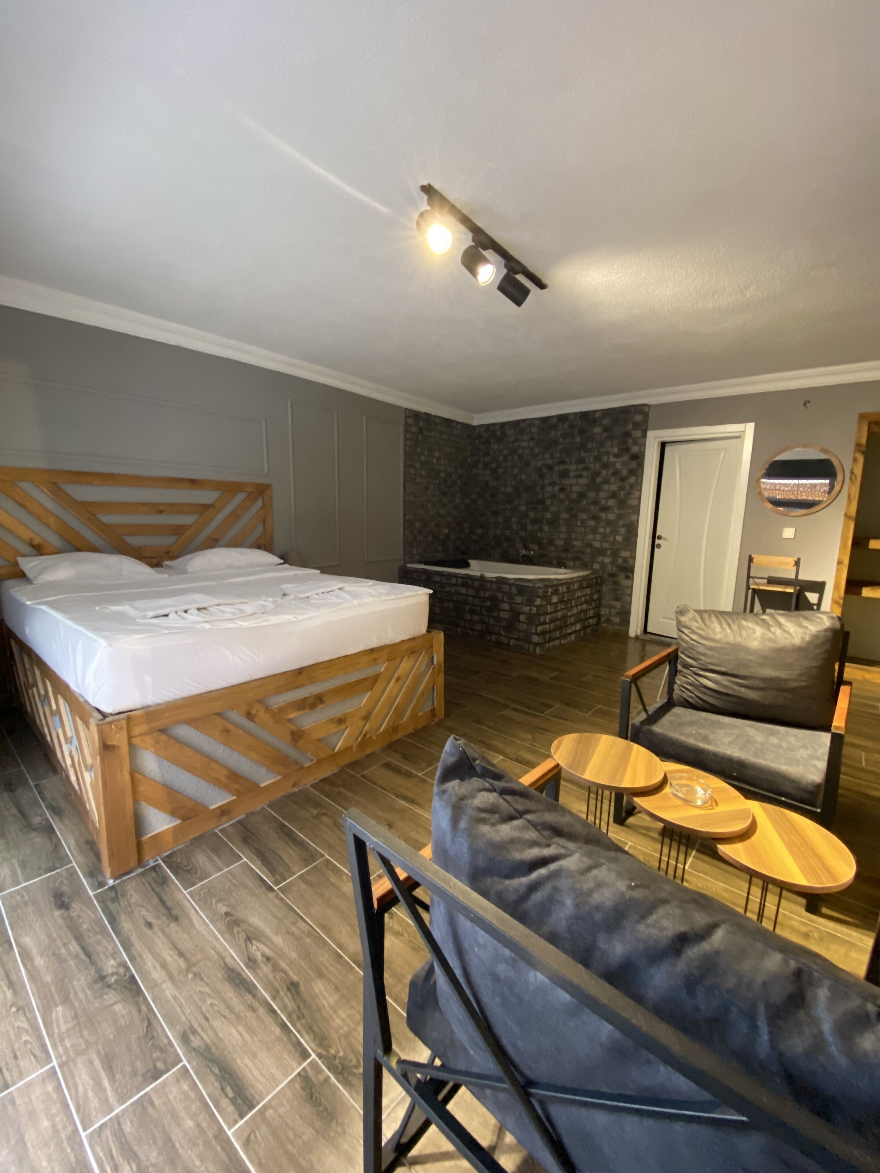 Tas Mahall Otel